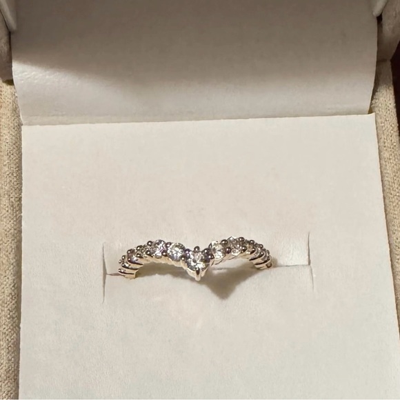 JTV Jewelry - .81CTW ROUND WHITE ZIRCON, 10K YELLOW GOLD CHEVRON BAND RING - 7